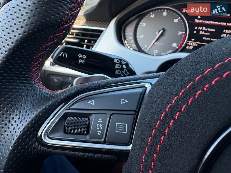 Седан Audi S8 2017 в Киеве