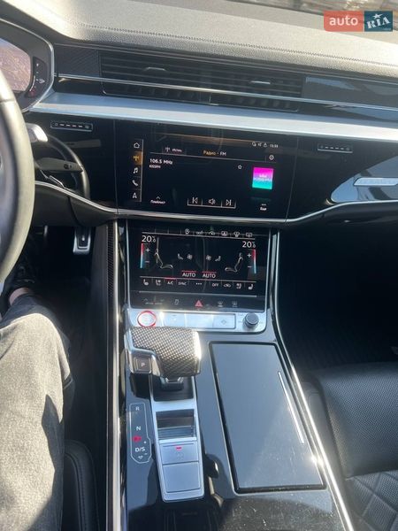 Седан Audi S8 2020 в Києві фото 37 Седан Audi S8 2020 в Києві