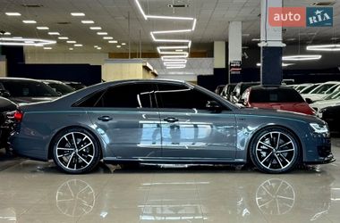 Седан Audi S8 2016 в Николаеве