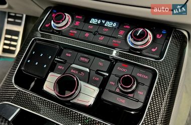 Седан Audi S8 2016 в Николаеве