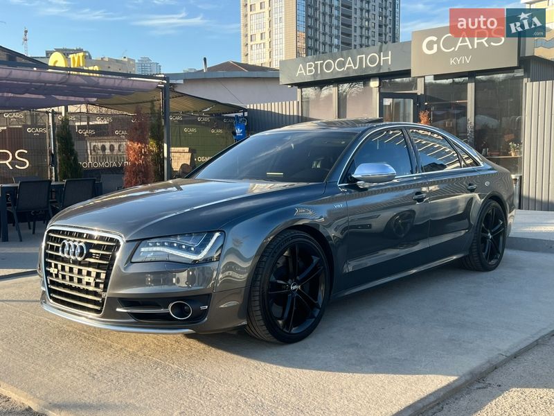 Седан Audi S8 2012 в Киеве фото 5 Седан Audi S8 2012 в Киеве
