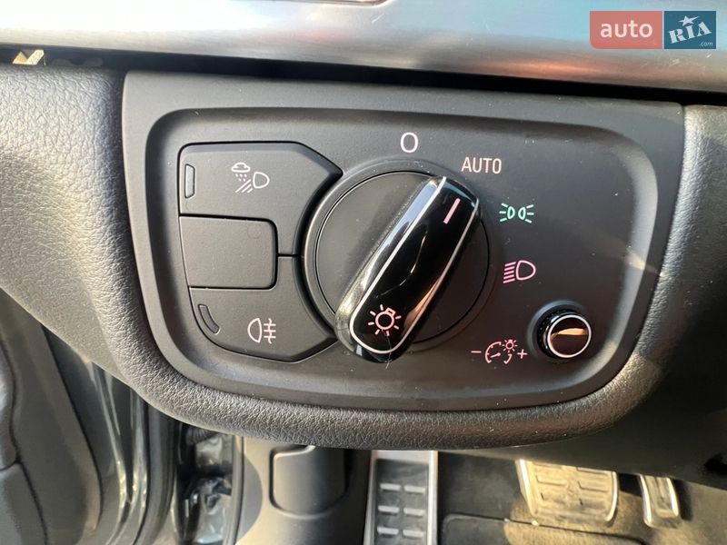 Седан Audi S8 2012 в Киеве фото 24 Седан Audi S8 2012 в Киеве
