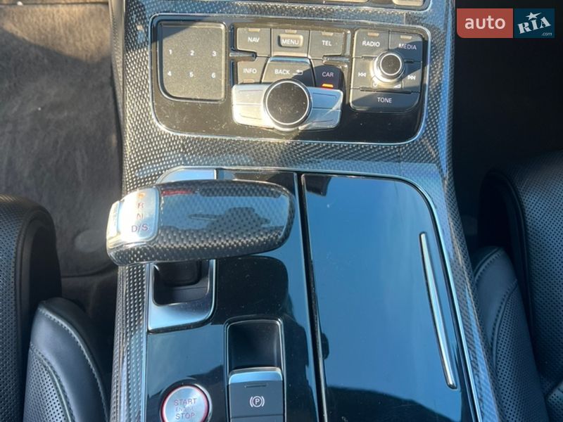 Седан Audi S8 2012 в Киеве фото 30 Седан Audi S8 2012 в Киеве