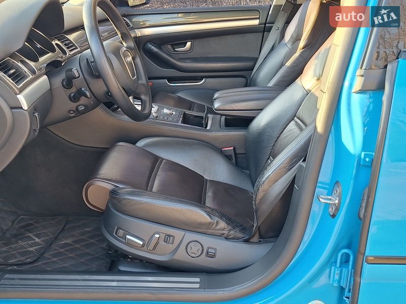 Седан Audi S8 2008 в Києві