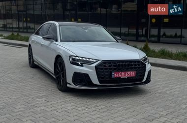 Седан Audi S8 2023 в Черновцах