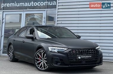 Седан Audi S8 2022 в Киеве