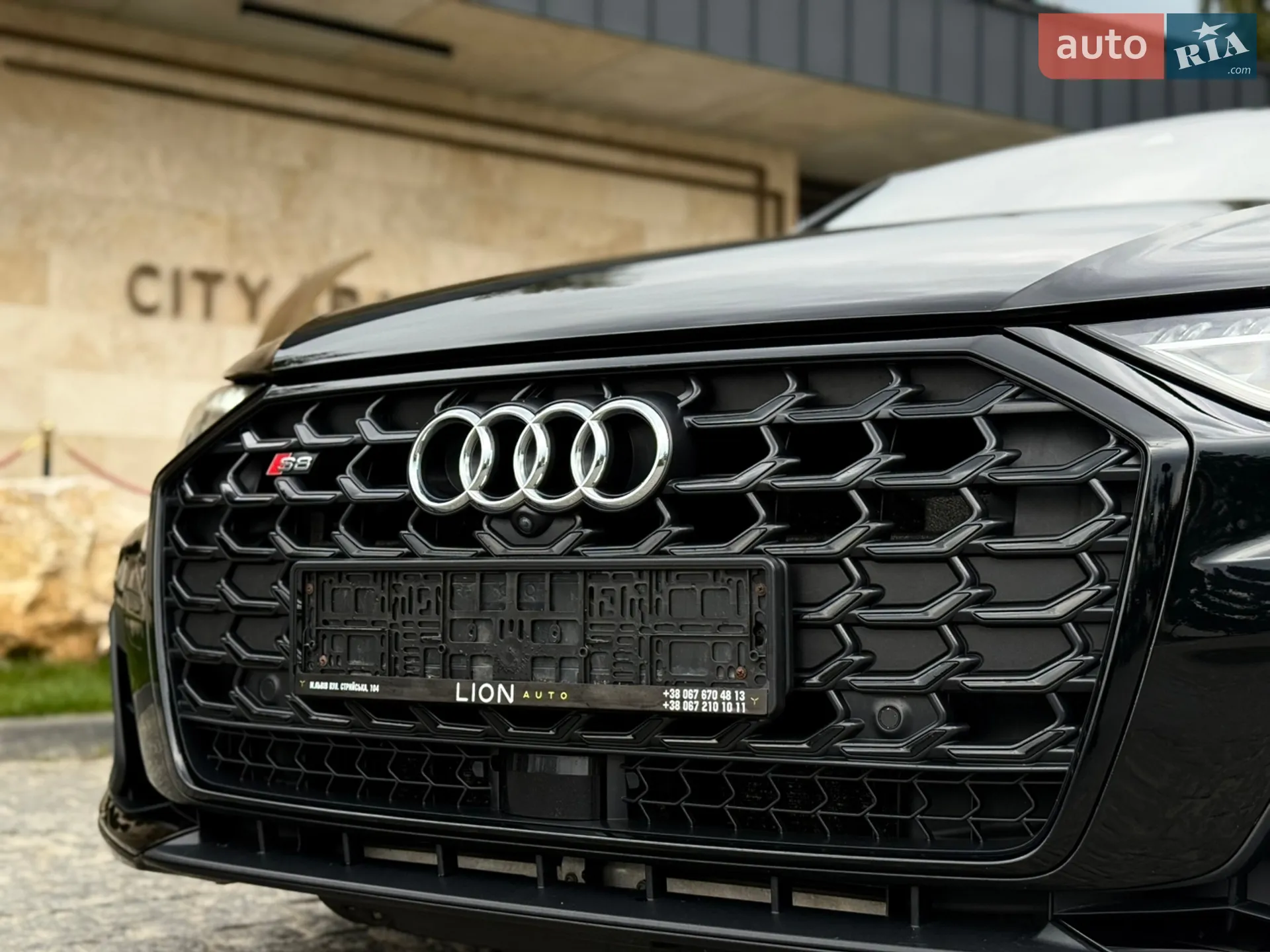 2022 Audi S8 - мініатюра 7