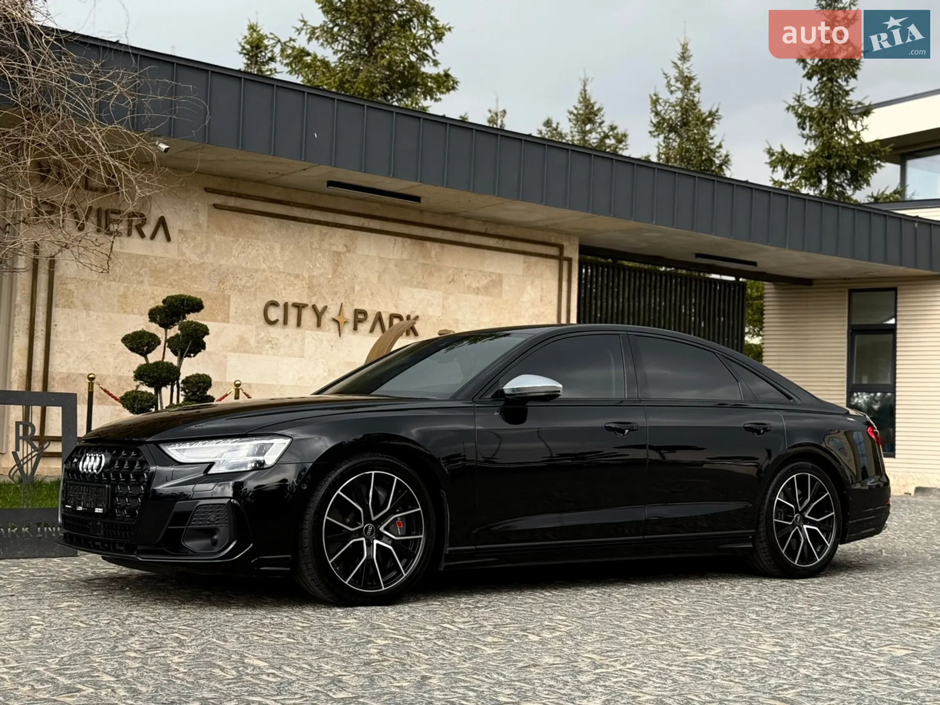 2022 Audi S8 - мініатюра 12