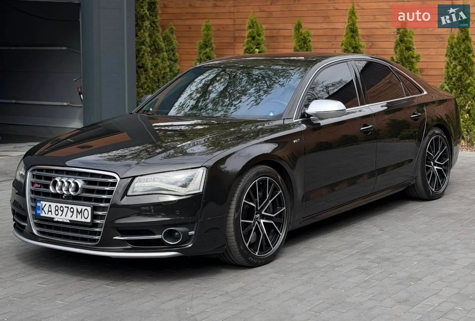 Audi S8 2013