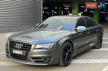 Седан Audi S8 2012 в Києві
