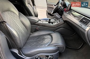 Седан Audi S8 2012 в Киеве