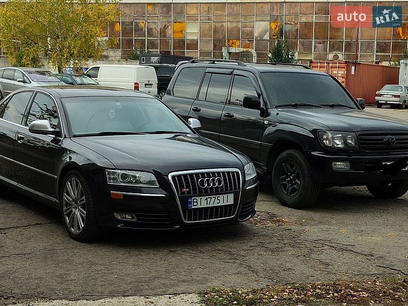 Седан Audi S8 2008 в Полтаве