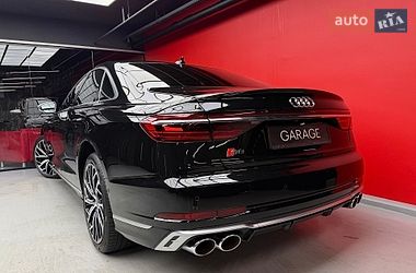 Седан Audi S8 2023 в Києві