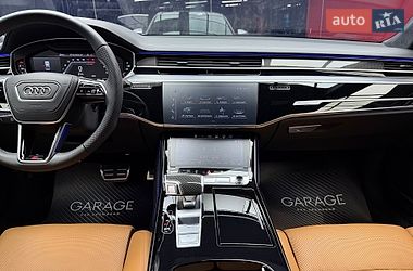 Седан Audi S8 2023 в Києві