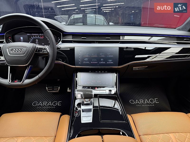 Седан Audi S8 2023 в Києві