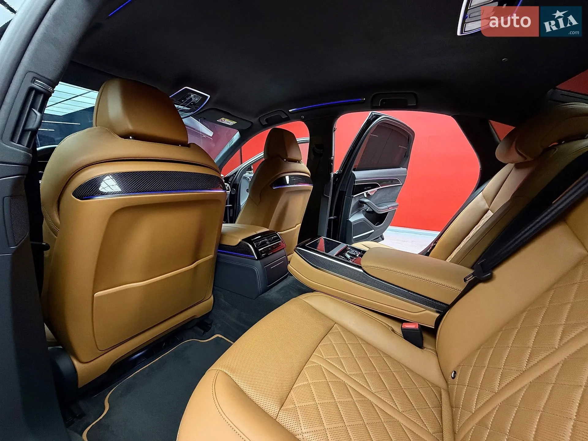 2023 Audi S8 - мініатюра 46