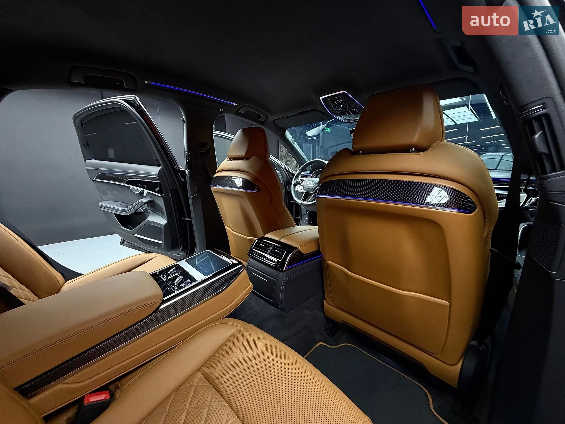 2023 Audi S8 - мініатюра 53