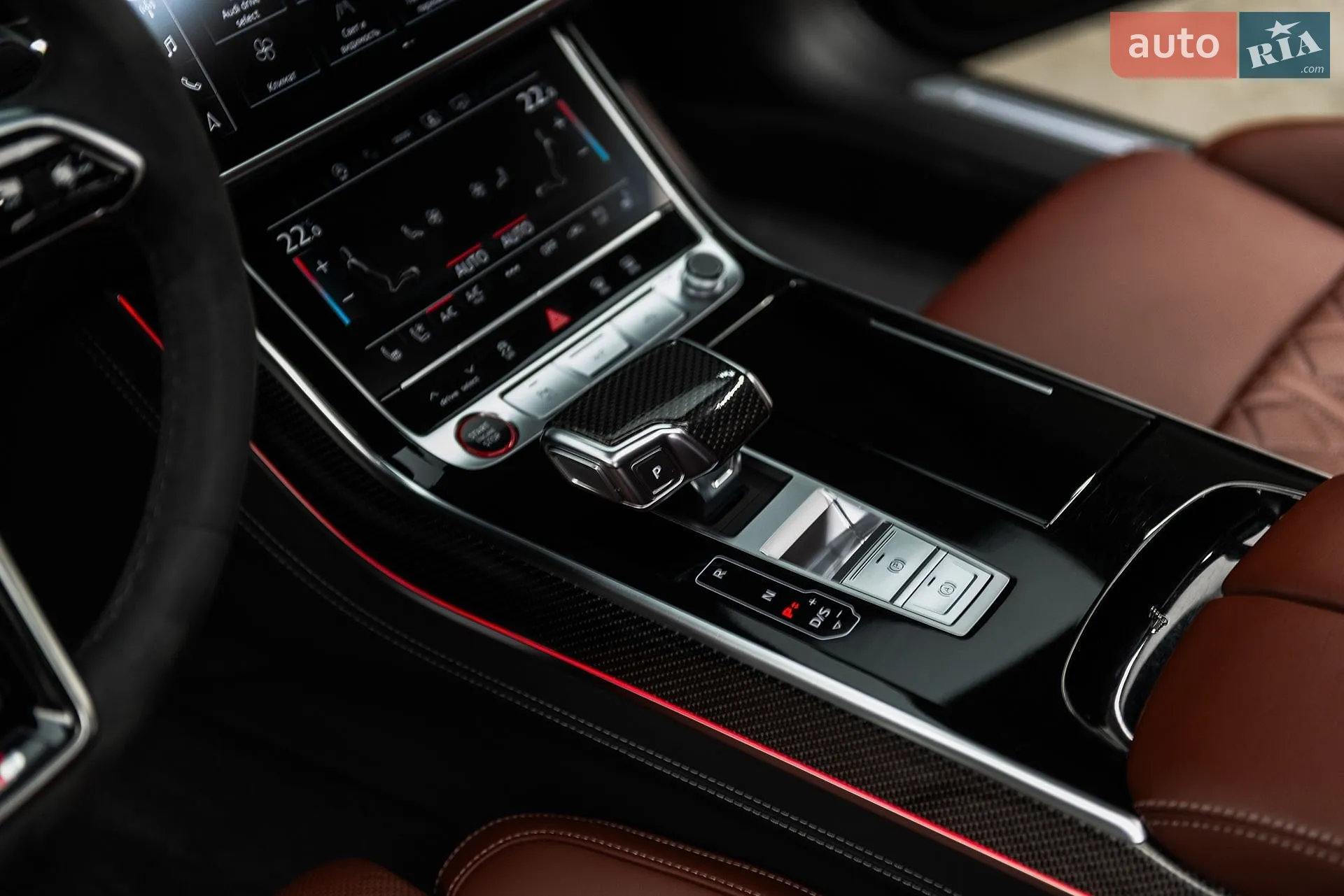 2023 Audi S8 - мініатюра 23