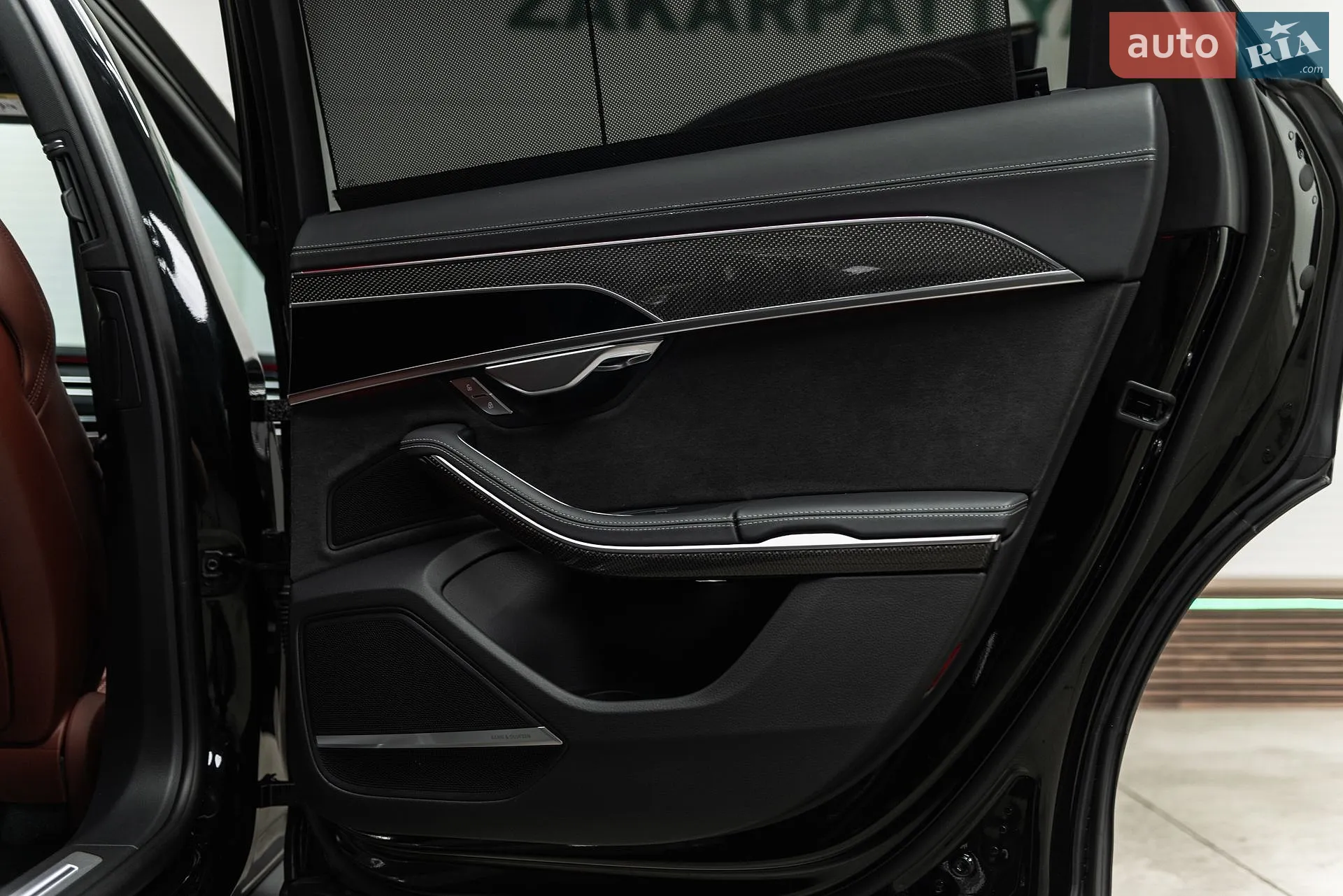 2023 Audi S8 - мініатюра 36