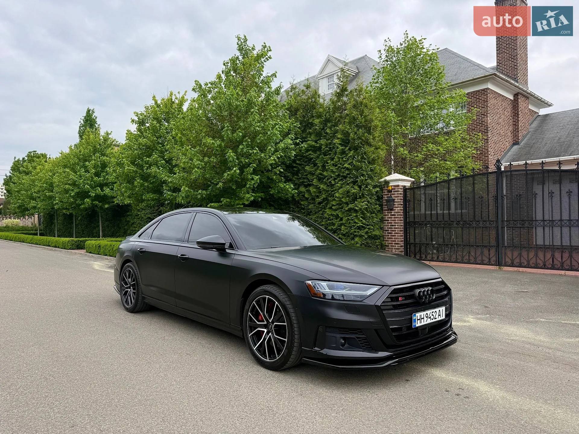 2020 Audi S8 - мініатюра 4