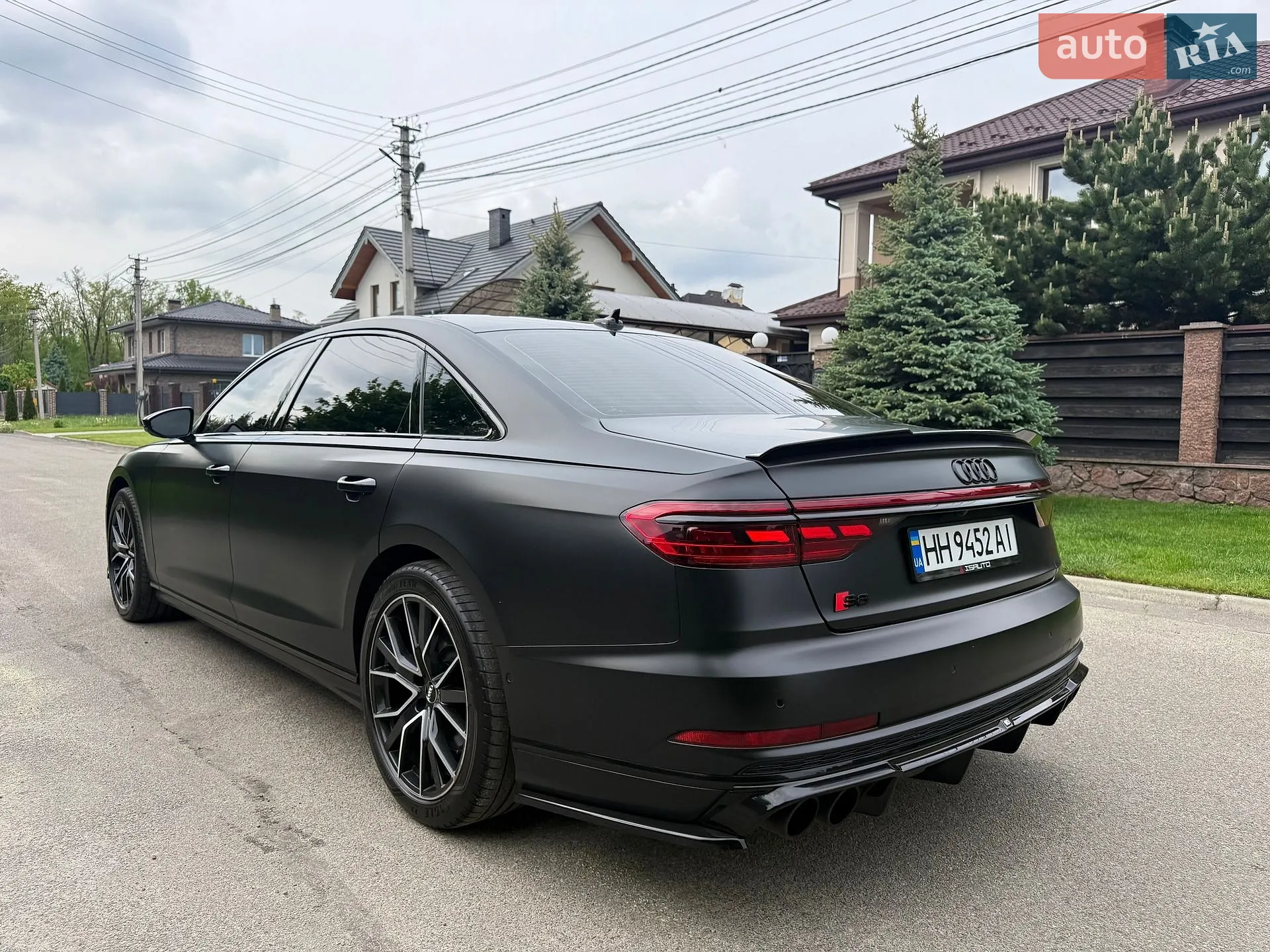 2020 Audi S8 - мініатюра 23