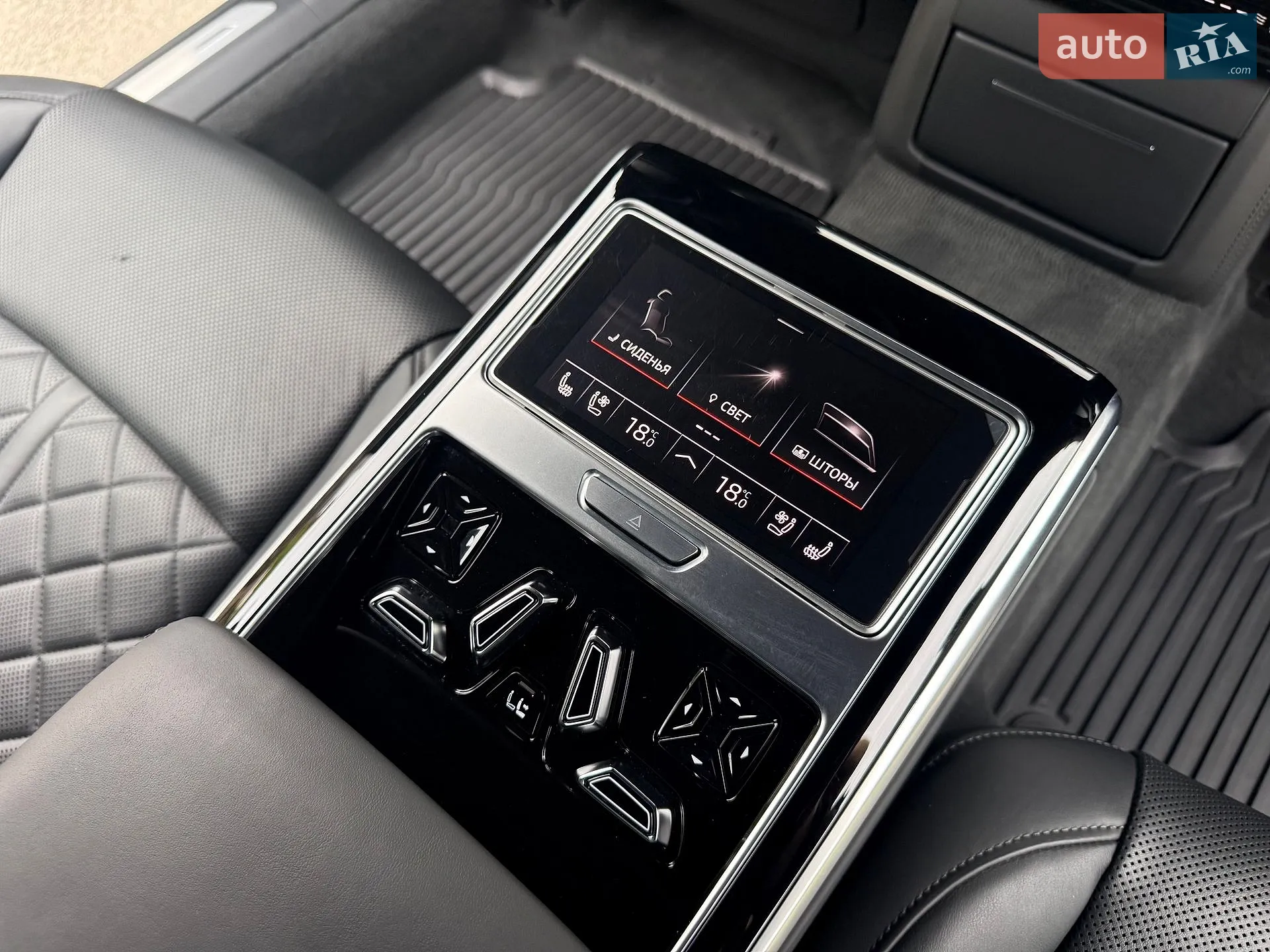 2020 Audi S8 - мініатюра 56