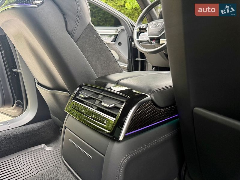 Седан Audi S8 2020 в Києві