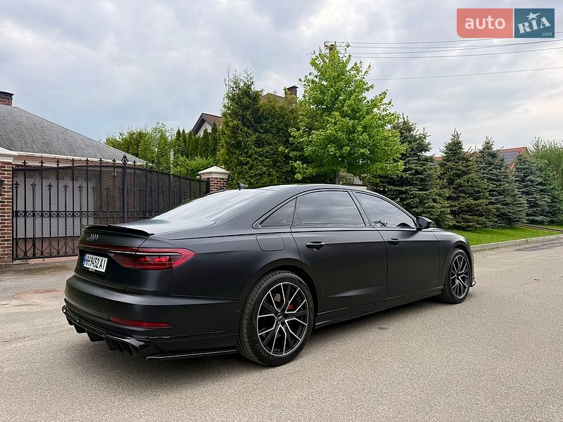 Седан Audi S8 2020 в Києві