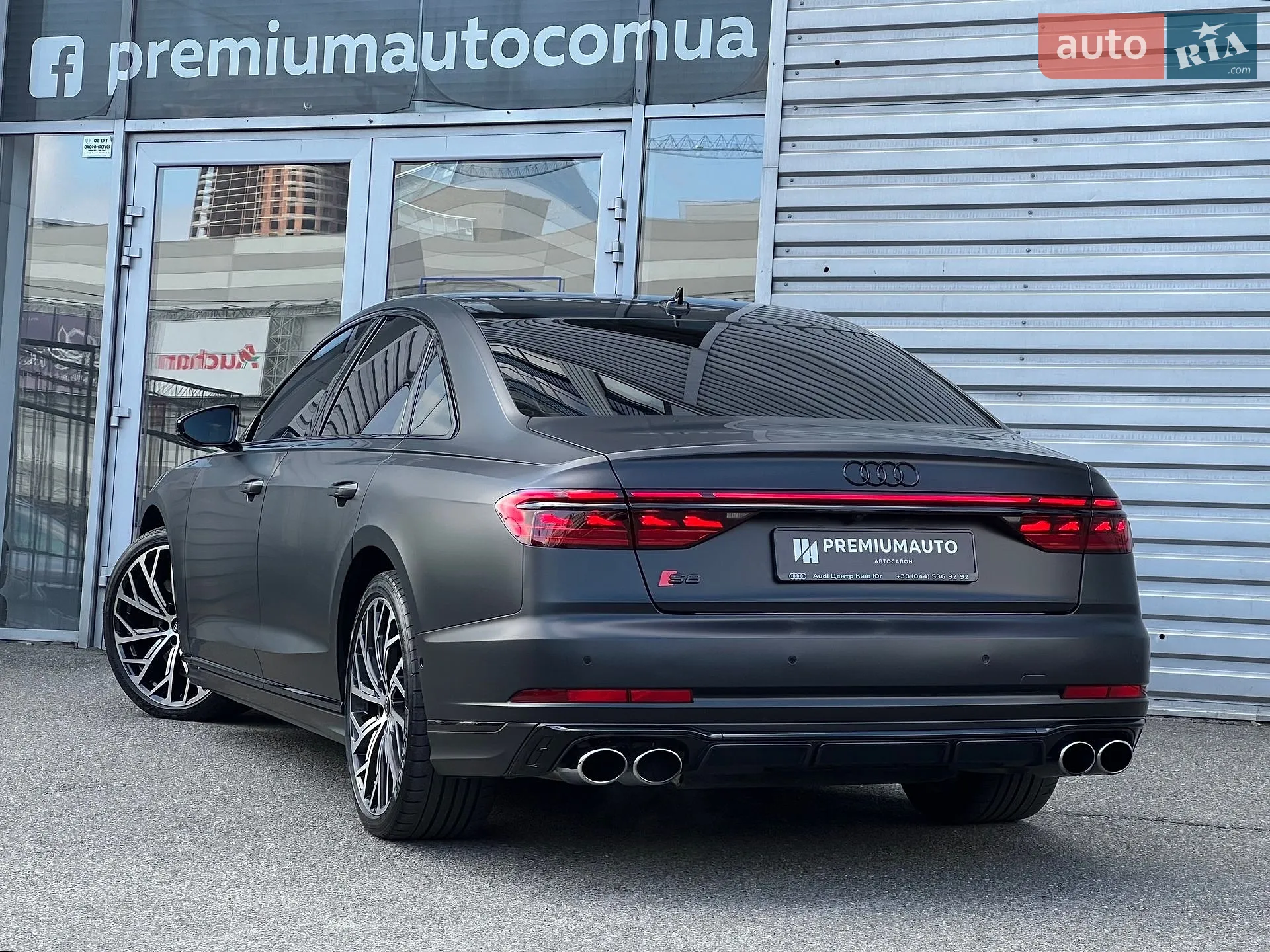 2022 Audi S8 - мініатюра 9