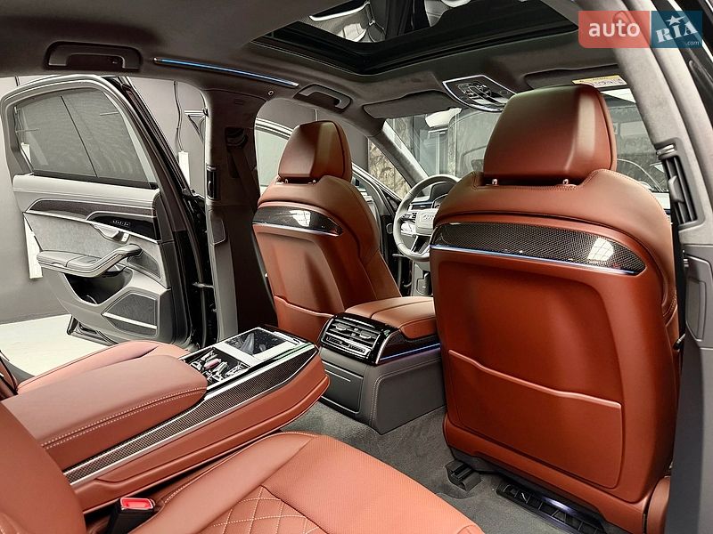 Седан Audi S8 2026 в Киеве