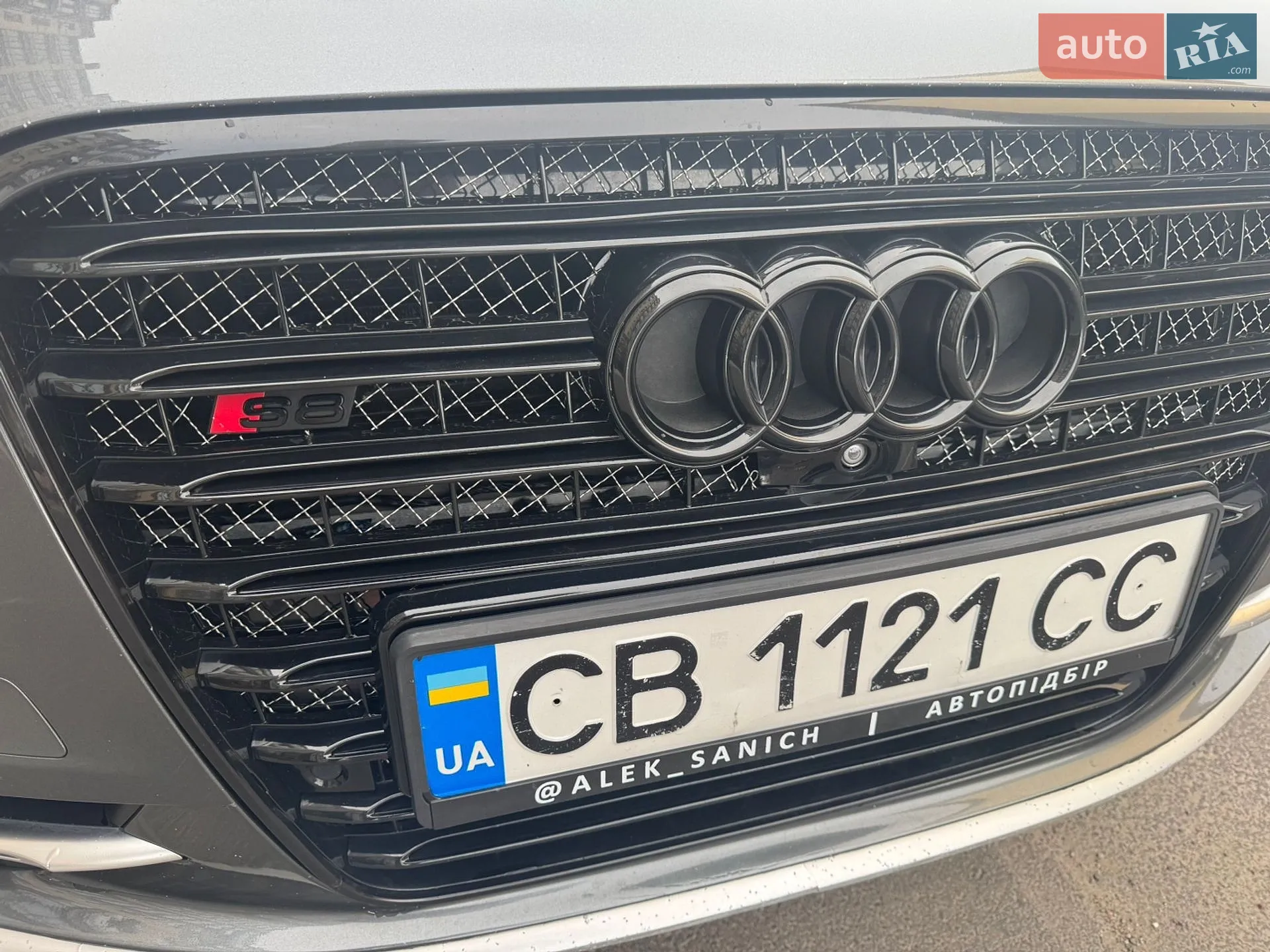 2012 Audi S8 - мініатюра 19