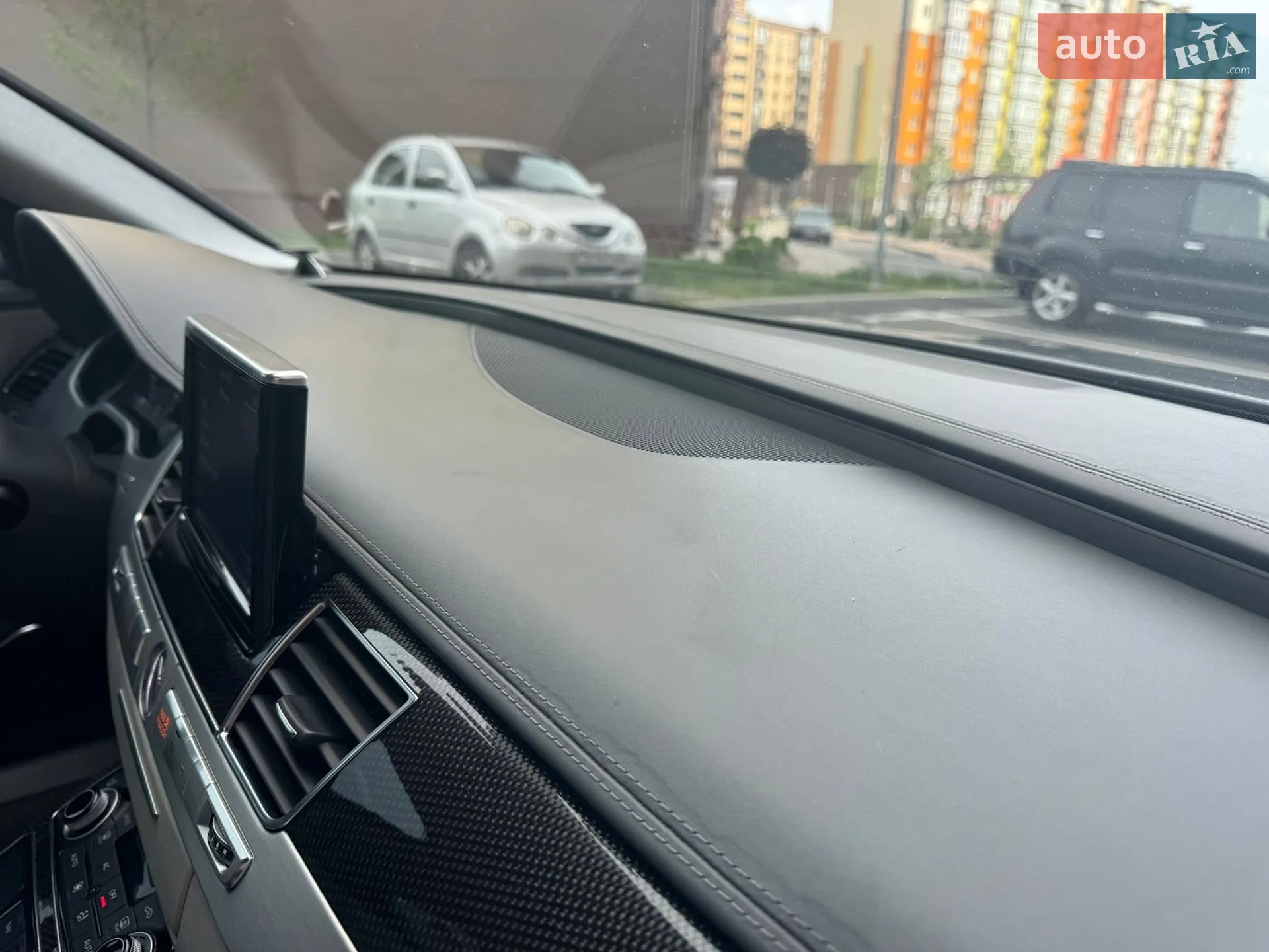 2012 Audi S8 - мініатюра 24