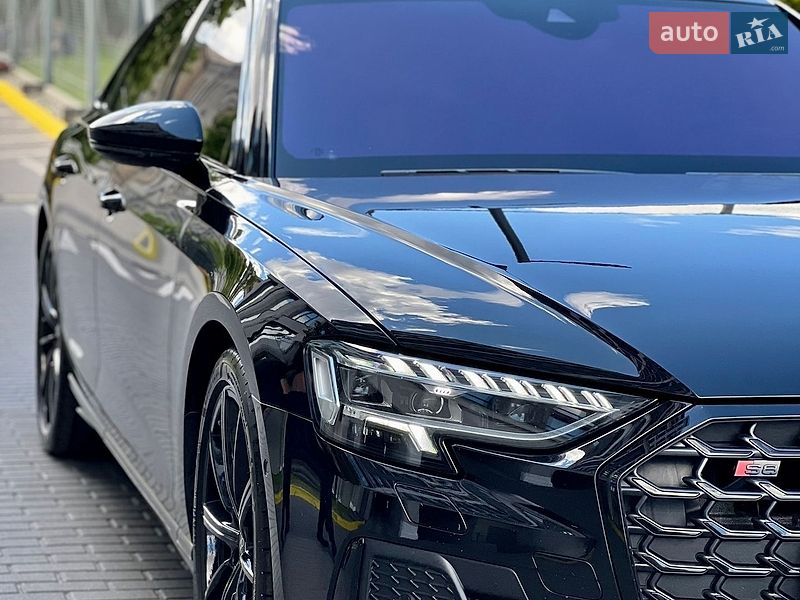 Седан Audi S8 2023 в Днепре