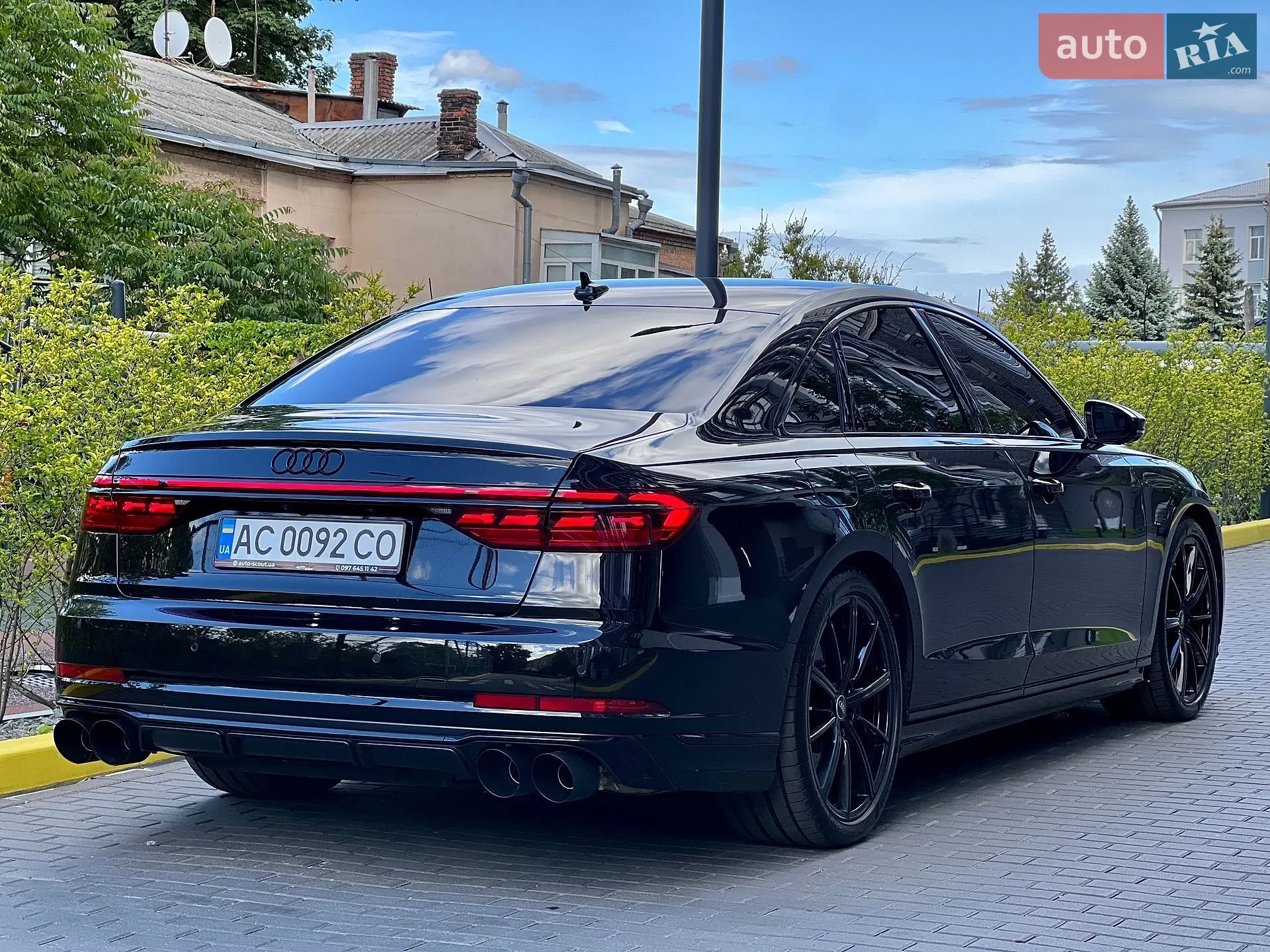 2023 Audi S8 - мініатюра 9