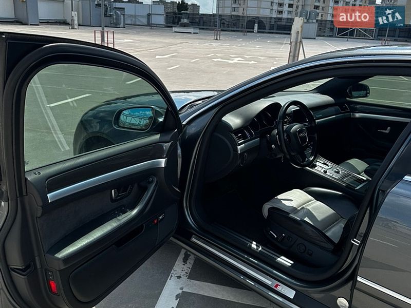 Седан Audi S8 2007 в Києві