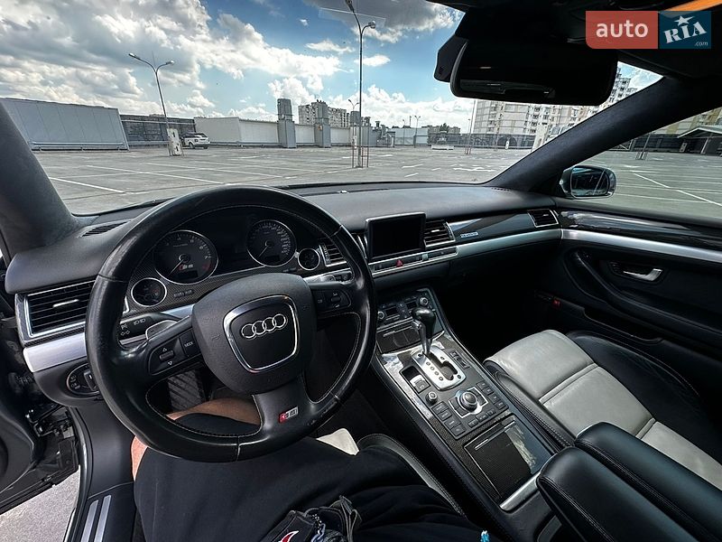 Седан Audi S8 2007 в Києві