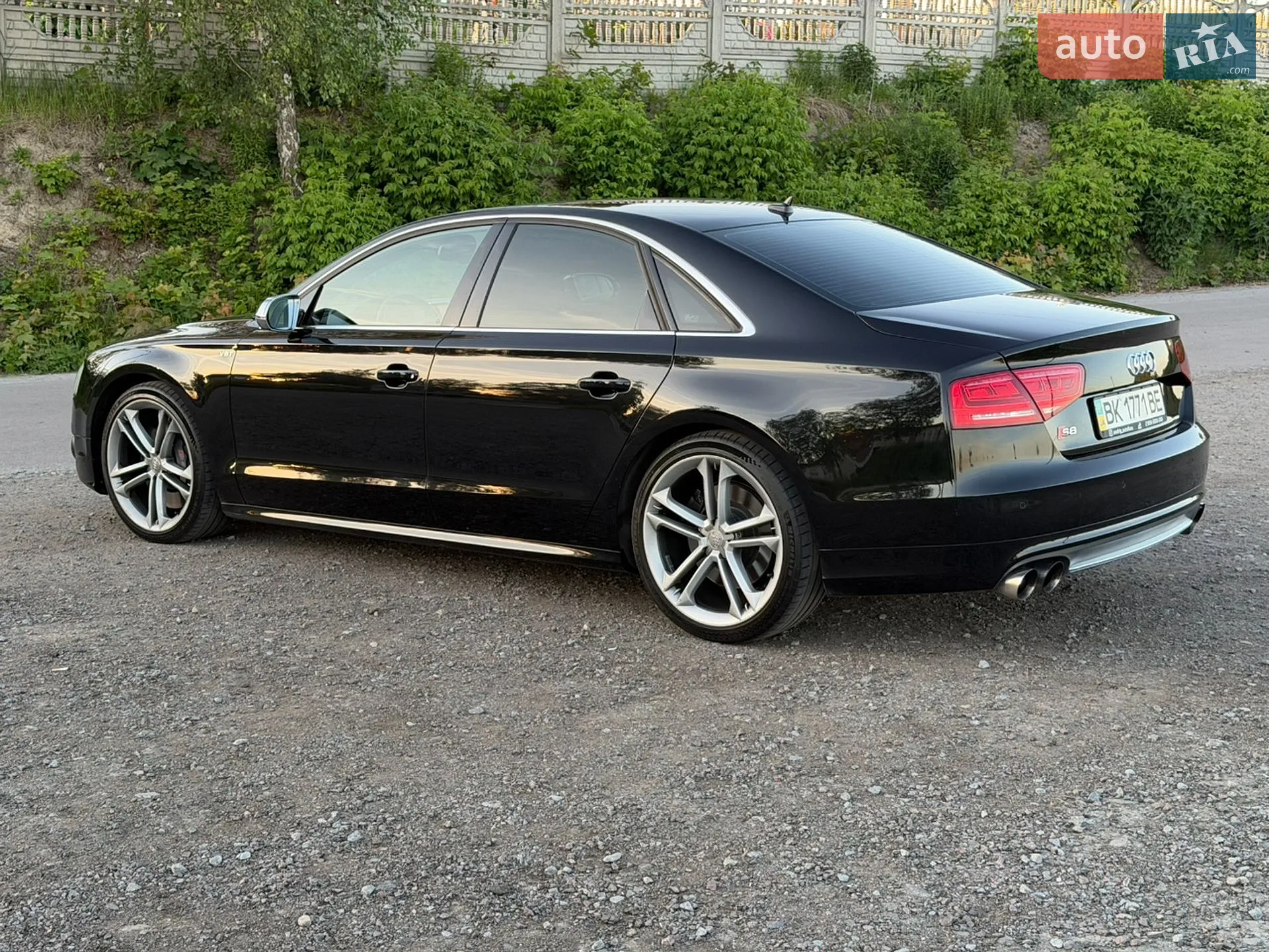 2013 Audi S8 - мініатюра 12