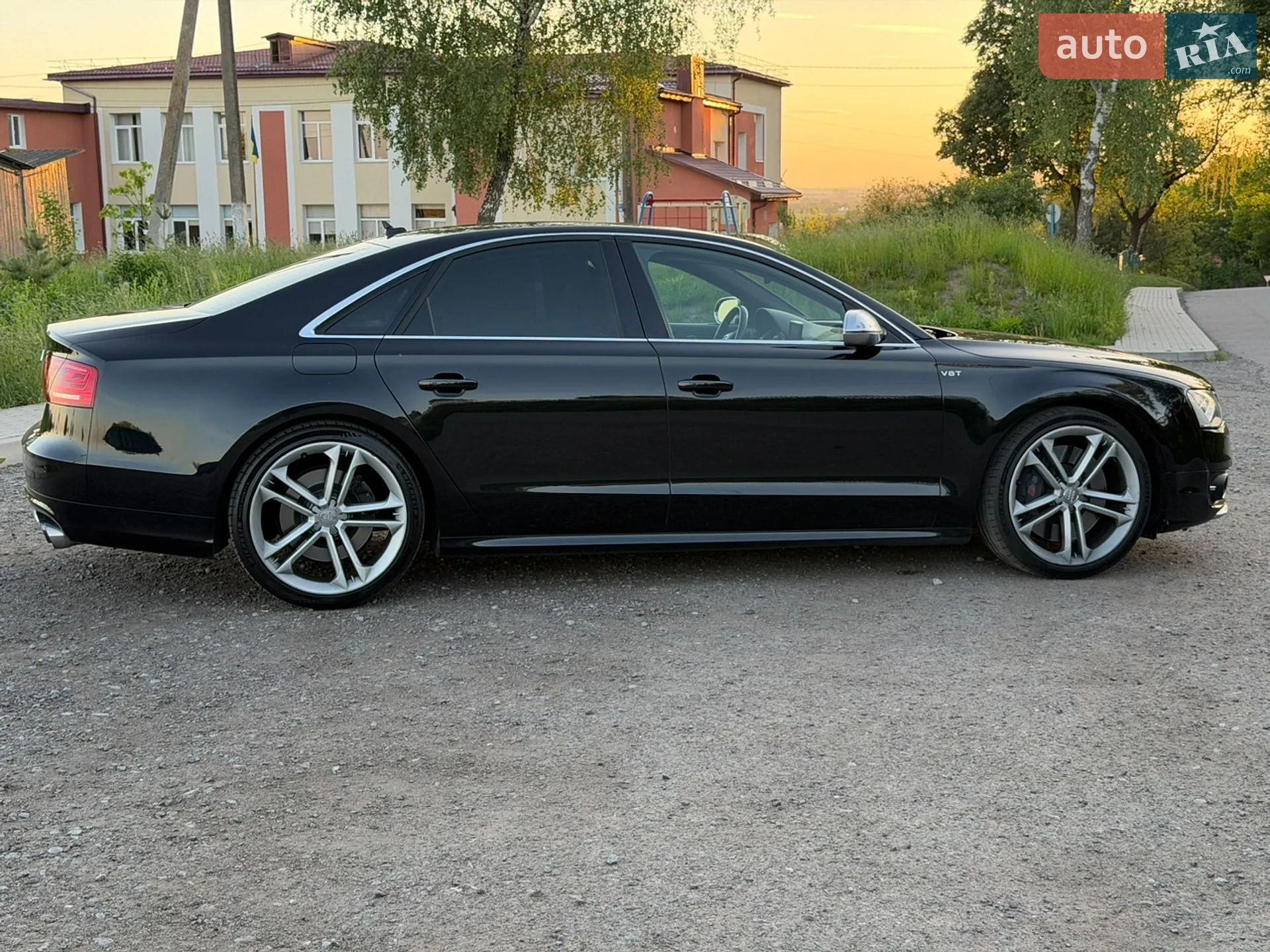 2013 Audi S8 - мініатюра 5