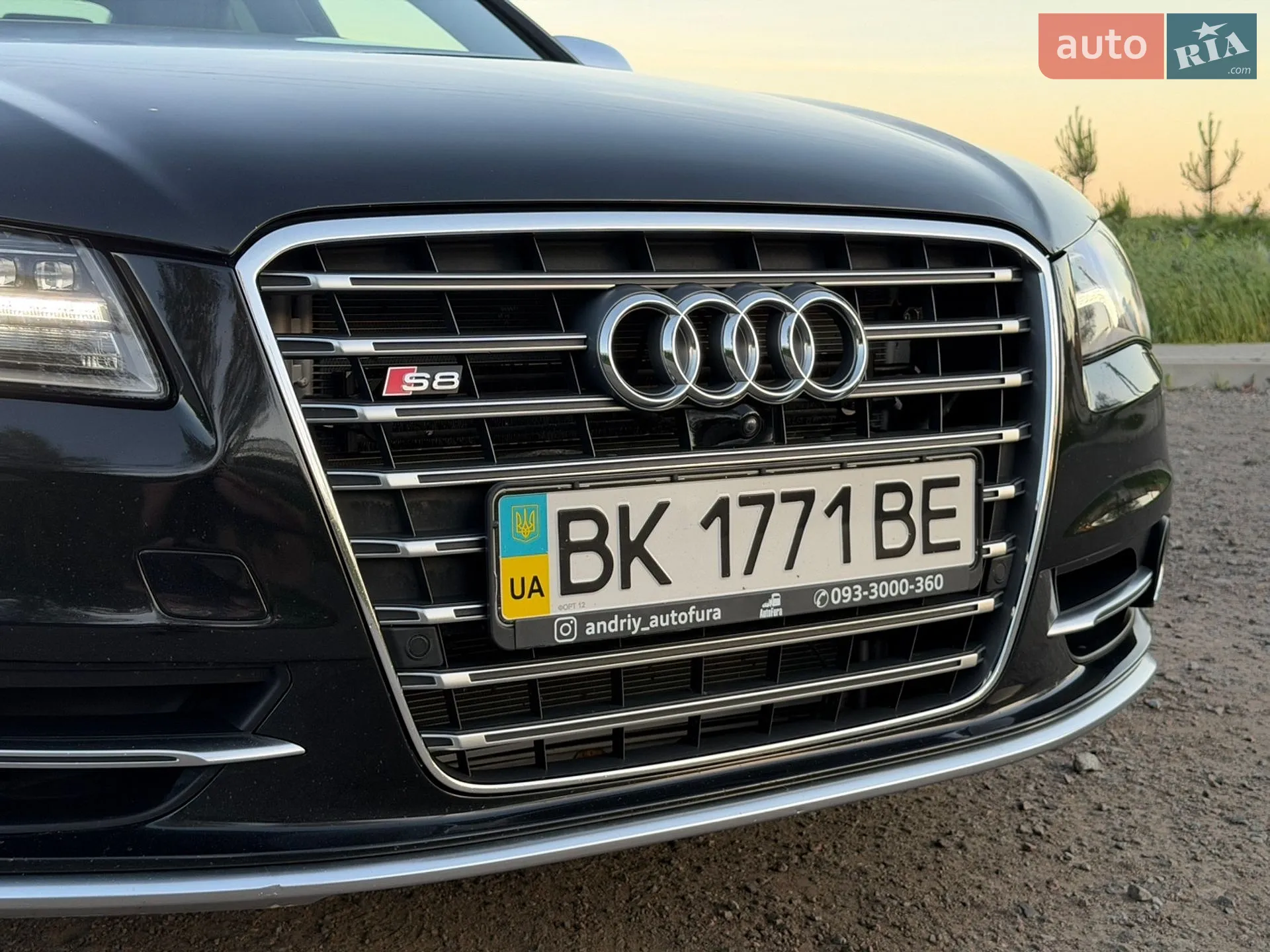 2013 Audi S8 - мініатюра 25