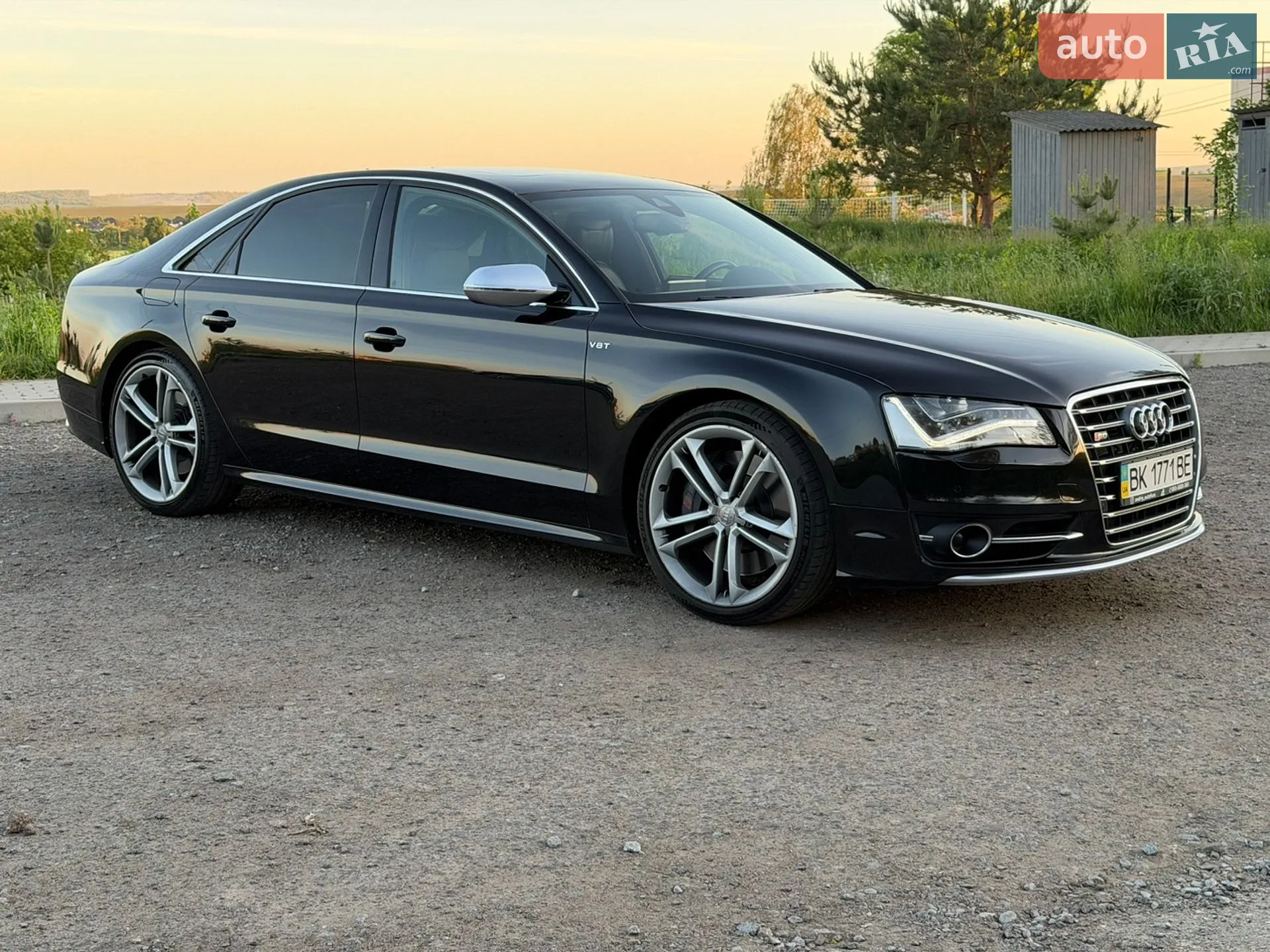 2013 Audi S8 - мініатюра 2