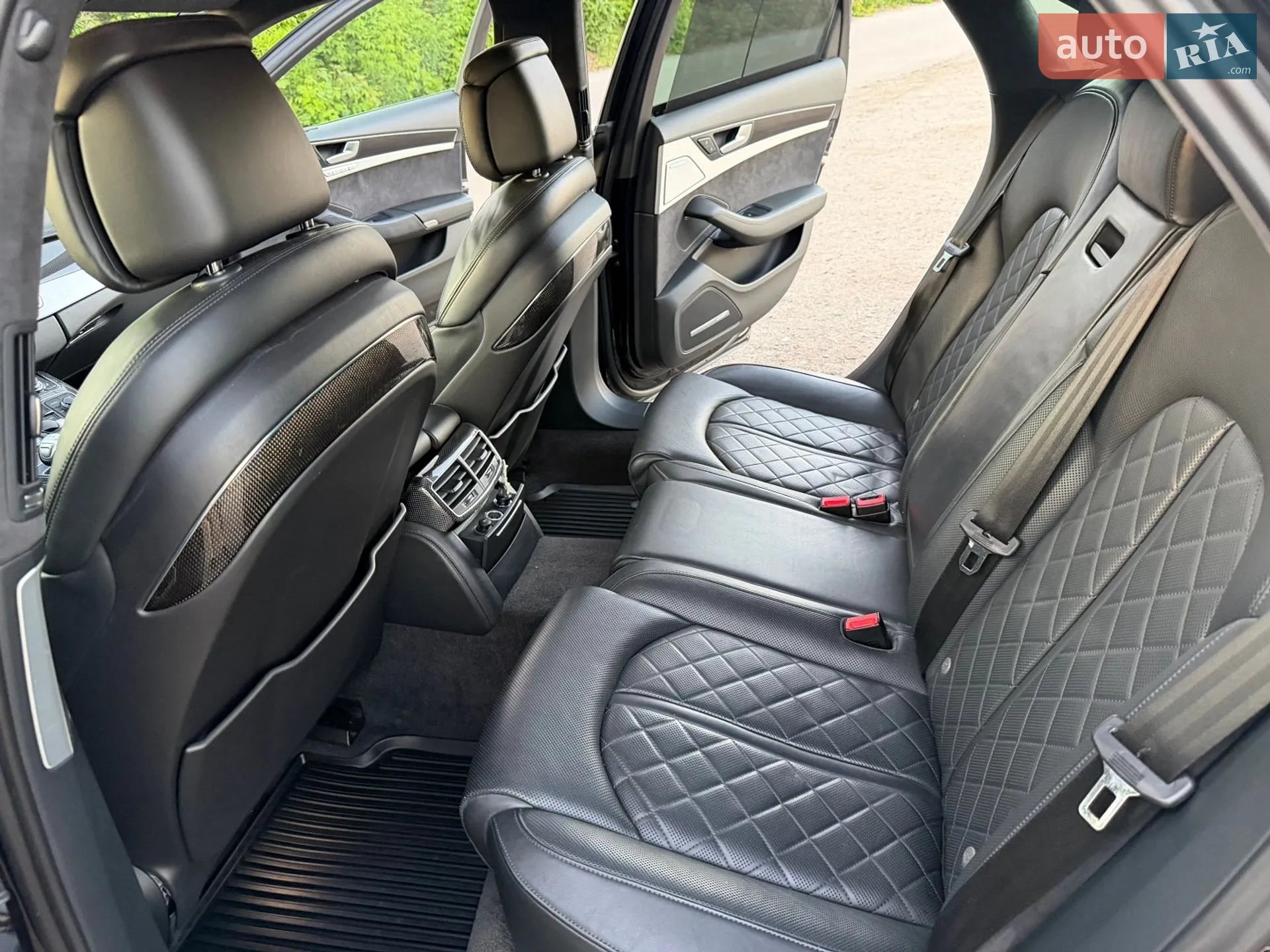2013 Audi S8 - мініатюра 64