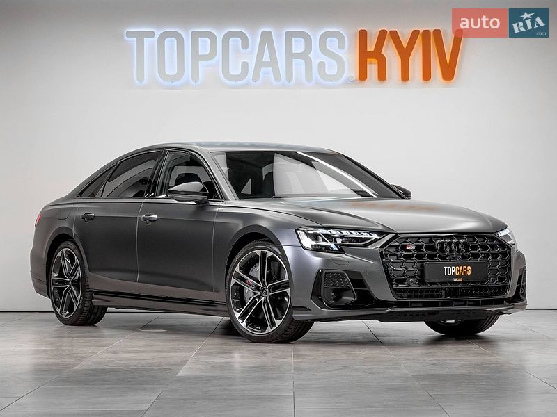 Седан Audi S8 2026 в Киеве