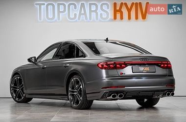 Седан Audi S8 2026 в Киеве