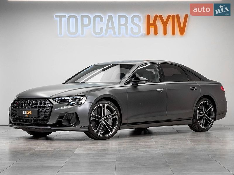 Седан Audi S8 2026 в Киеве
