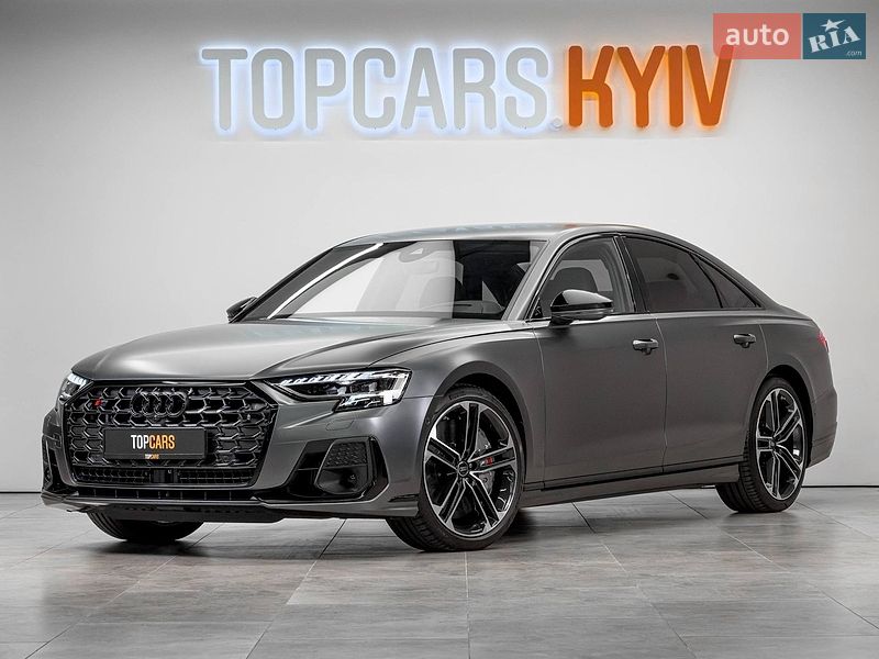 Седан Audi S8 2026 в Киеве