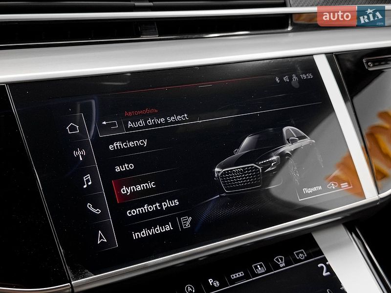 Седан Audi S8 2026 в Киеве