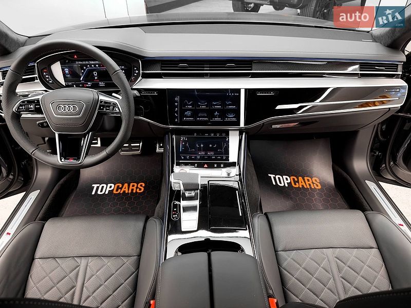 Седан Audi S8 2026 в Киеве