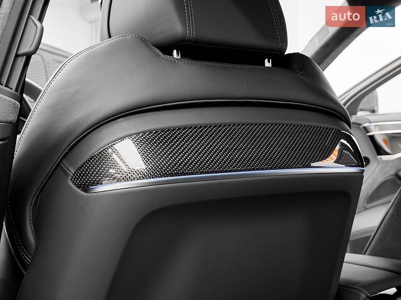 Седан Audi S8 2026 в Киеве
