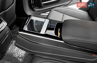 Седан Audi S8 2026 в Киеве