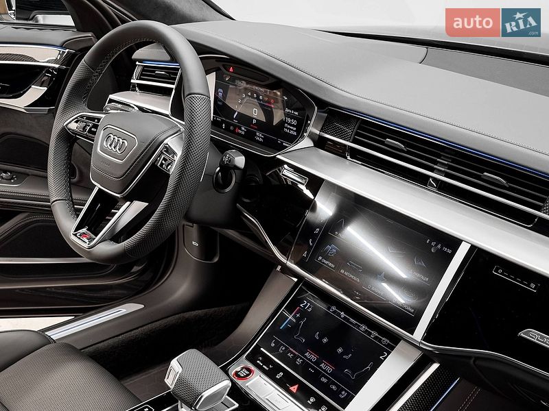 Седан Audi S8 2026 в Киеве